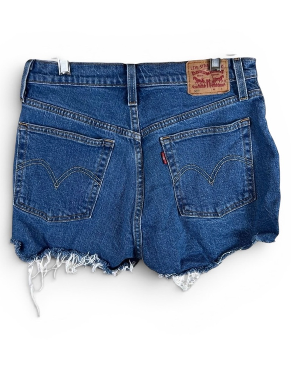 LEVI’S 501 High Rise Cut Off Raw Hem Jean Denim Shorts
